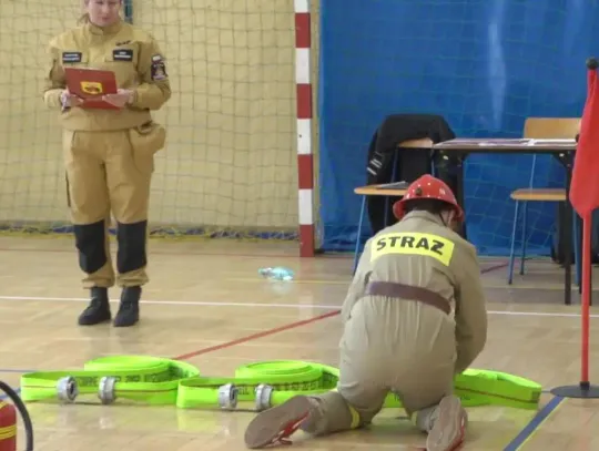 Halowe Zawody Młodzieżowych Drużyn Pożarniczych