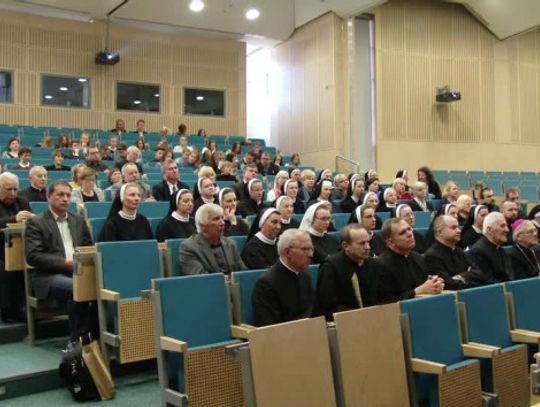Konferencja poświęcona  Biskupowi Adolfowi  Szelążkowi