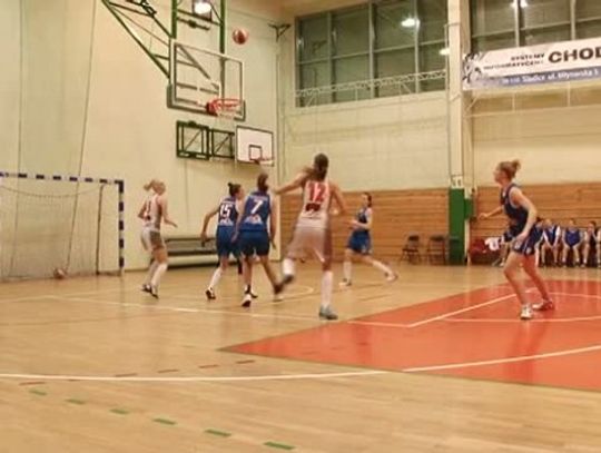 Koszykarki MKK grały z Olsztynem