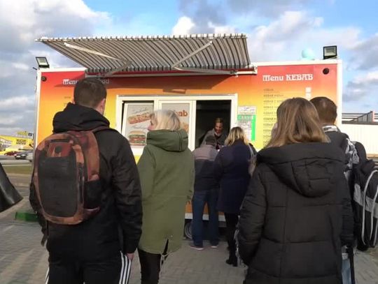 Kupując kebeba pomagasz choremu chłopcu!