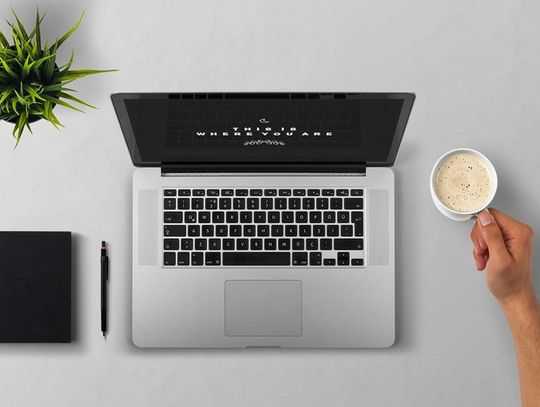 Outsourcing IT – korzyści dla małych i średnich przedsiębiorstw