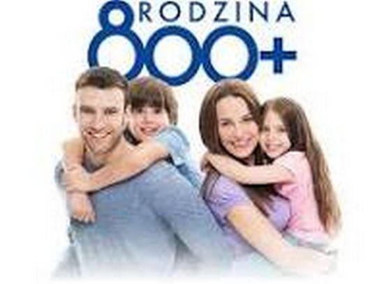Pierwsze wypłaty 800 plus na nowy okres już na kontach rodziców