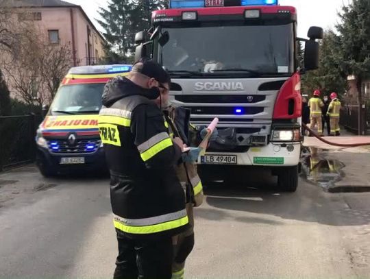 Pożar na osiedlu domów jednorodzinnych