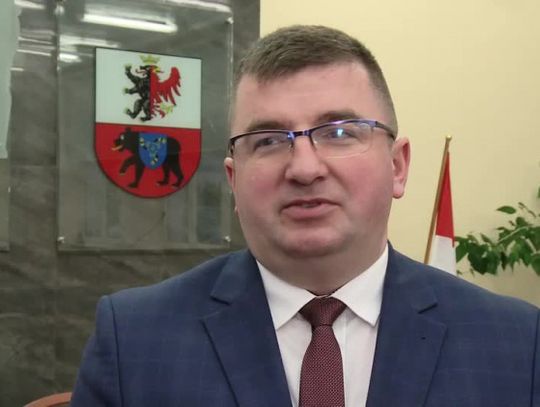 Przekazanie czeków dla Samorządu Powiatu Węgrowskiego na rozwój dróg