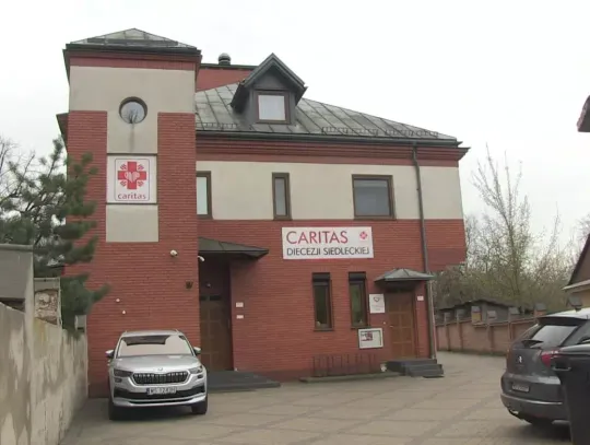 Śniadanie dla potrzebujących w Wielką Sobotę