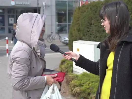 SONDA - Telefony w szkołach