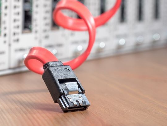 Sprawne działanie sieci dzięki  WS-X4748-RJ45V+E