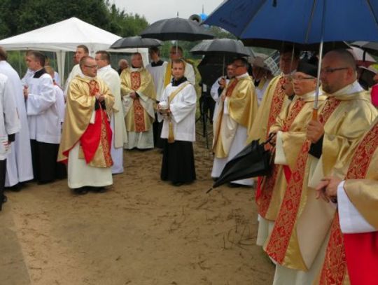 Święty Jan Paweł II patronem nowej parafii w Siedlcach
