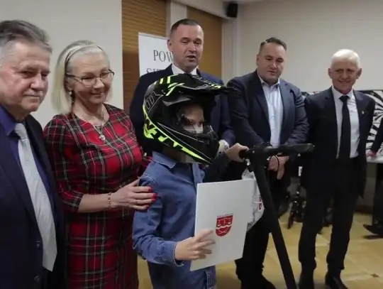 Wręczenie nagród w konkursie „Jesienne barwy Ojczyzny w Powiecie Siedleckim”.