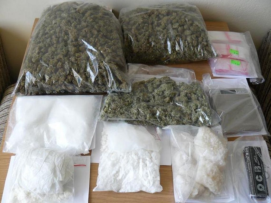 Kryminalni ujawnili ponad 2 kilogramy narkotyków